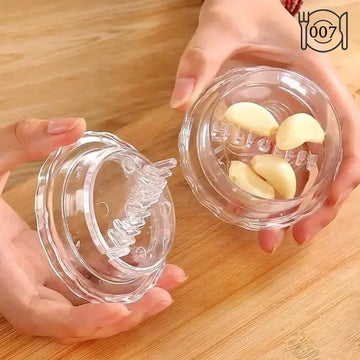 New Kitchen Multifunctional Garlic Crusher Manual Garlic Press Roll Crusher Chopper Home Appliance Kitchen Gadgets Accessories